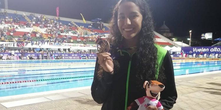 Celia Pulido suma un bronce más en la natación de Cali 2021