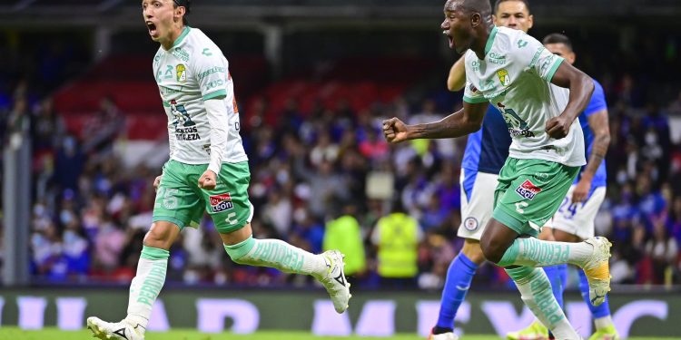 León asegura liguilla y va por el pase directo a cuartos tras derrotar a Cruz Azul