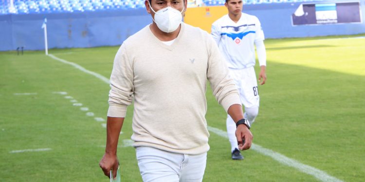 Sufre Lobos ULM nueva derrota como local, ahora ante Escorpiones