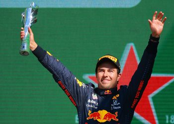 Sergio ‘Checo’ Pérez hace historia y sube al podio en el Gran Premio de México