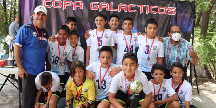 Disputan título Galáctico de Futbol en Celaya