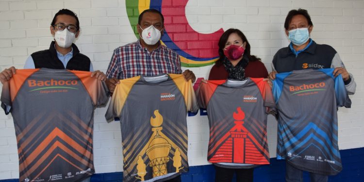 Llaman a correr kilómetros por la alimentación en Medio Maratón Bachoco 2021