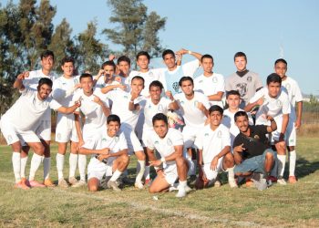 Zapateros de León golea a Cachorros en el derbi leonés