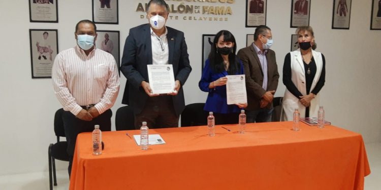 Firman CODE e ISSSTE convenio para promover la práctica deportiva