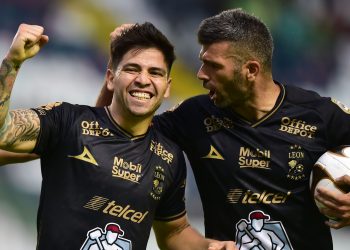 Emmanuel Gigliotti, la primera baja del León; Víctor Dávila, se queda