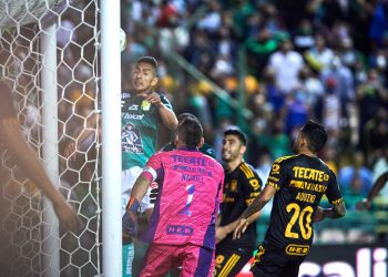Ángel Mena lleva a León a una nueva final, al derrotar a Tigres