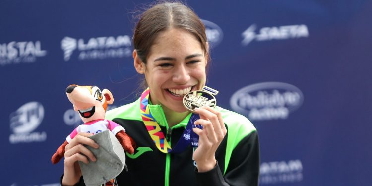 Actuación histórica de Anahí Álvarez en Cali 2021 al cerrar con oro en atletismo