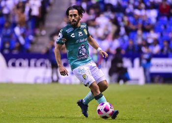 Fernando Navarro dice adiós al Club León después de casi 8 años juntos