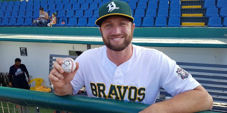 Mitch Lively regresa con cuentas pendientes a los Bravos de León