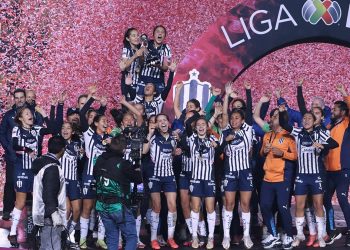 Rayadas frena a Tigres y se corona en la Liga Mx Femenil