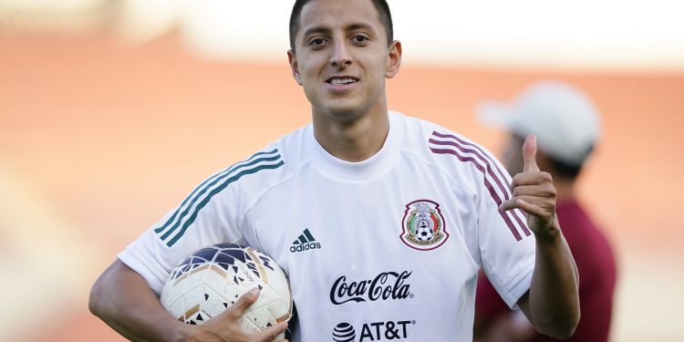El salmantino Roberto Alvarado encara nuevo reto en Chivas para el próximo año