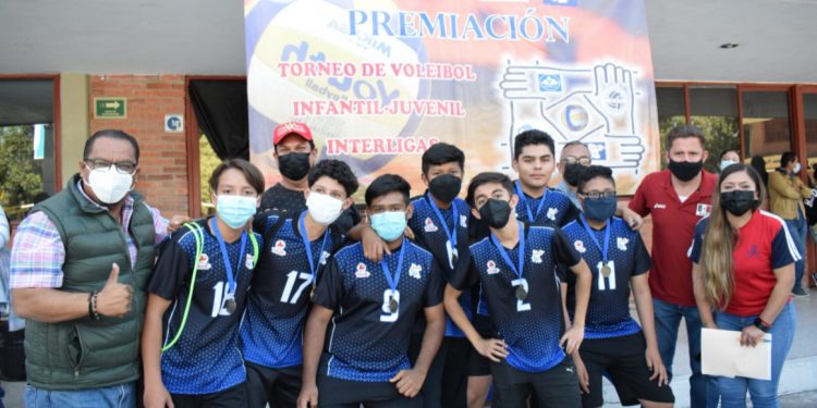 Galardonan a lo mejor del Torneo Interligas de Voleibol