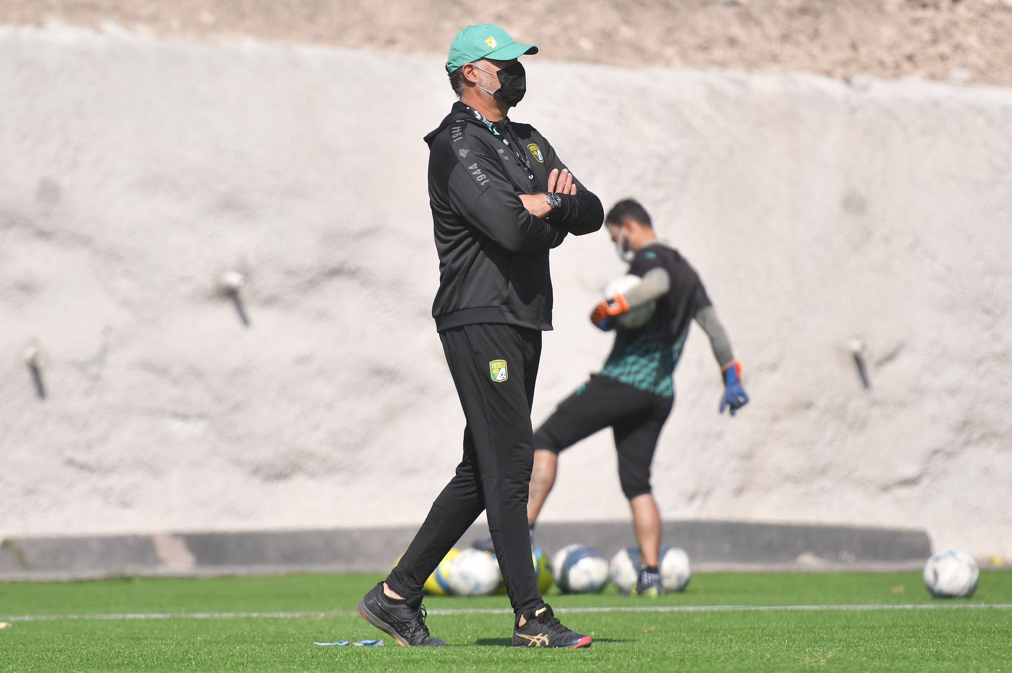 Adrián Martínez tiene la mente firme en revertir la situación en León Femenil