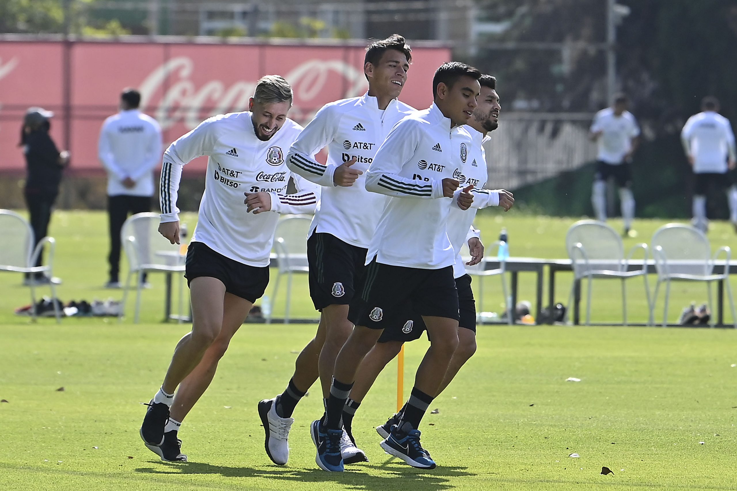 México enfrenta a Jamaica con la obligación de no dejar ir puntos