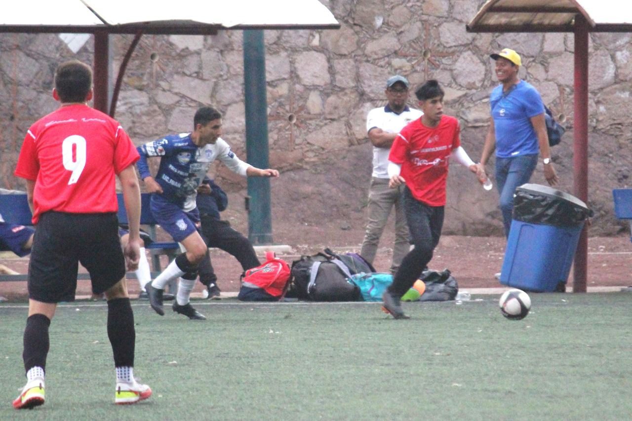 Mineros de Guanajuato da la cara pero cae en casa ante Benito Juárez