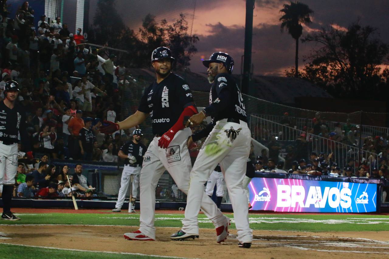 Bravos de León deja tendidos a Rieleros y se queda con la serie en casa