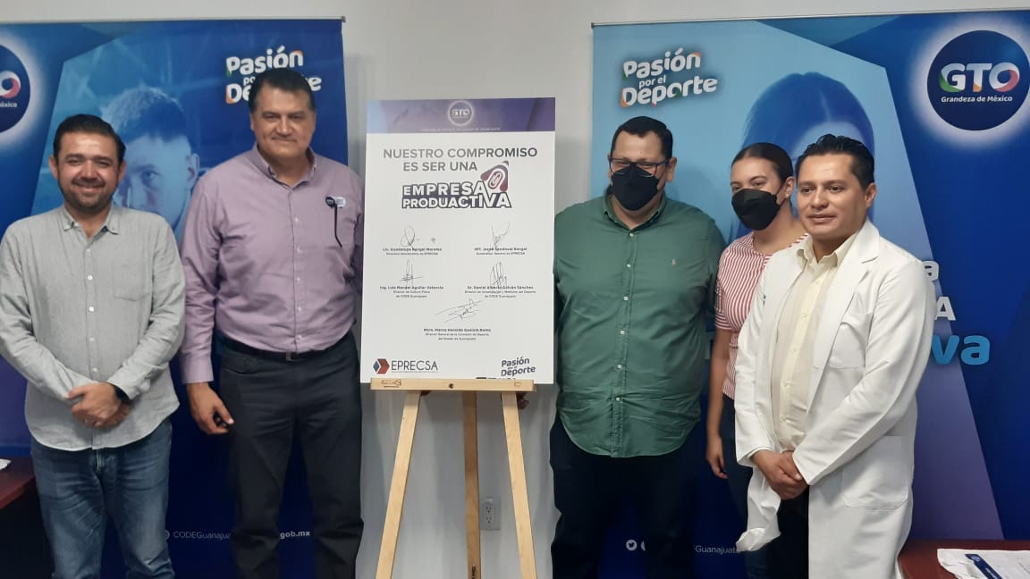 Firma CODE primer convenio del programa ProduActívate