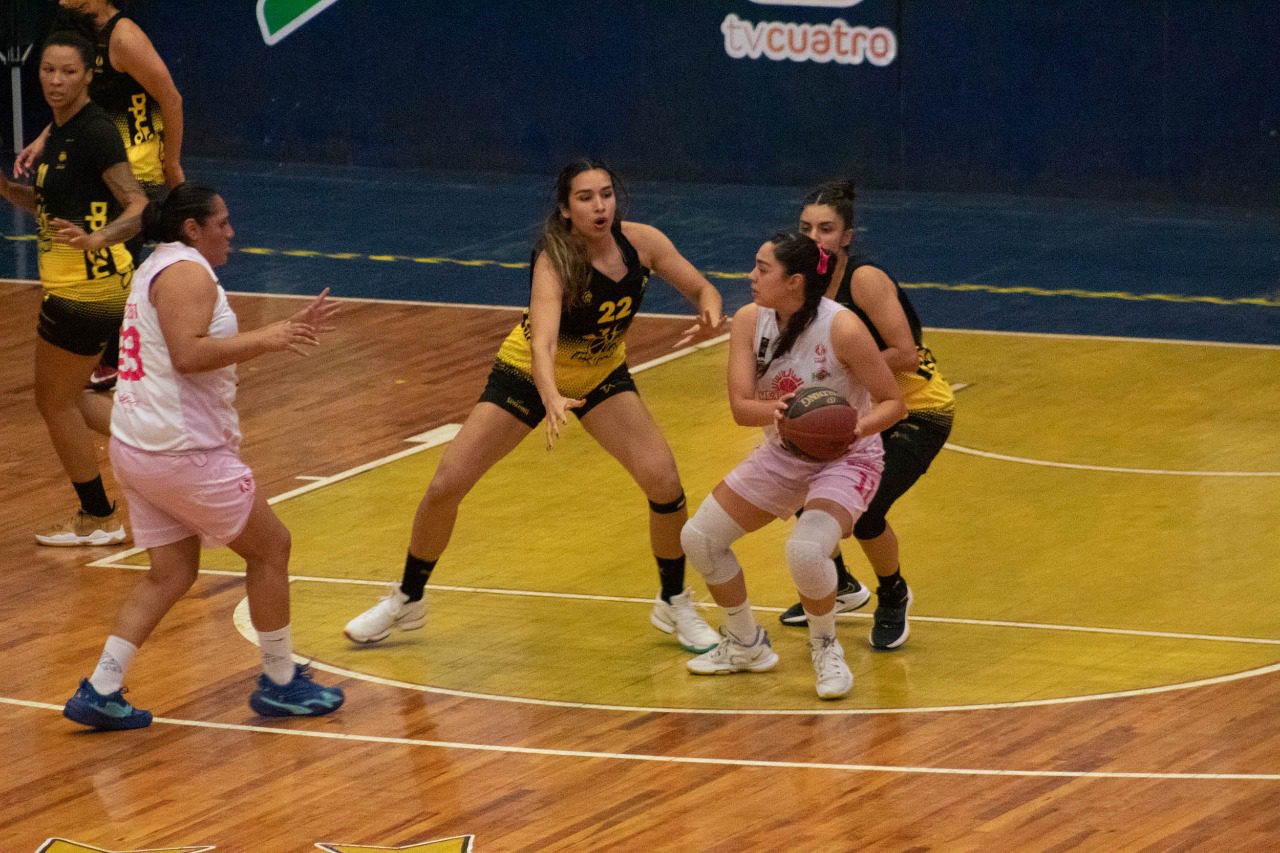 Mieleras no perdona a Mexcaltecas y avanza a la final de conferencia en la LMBPF