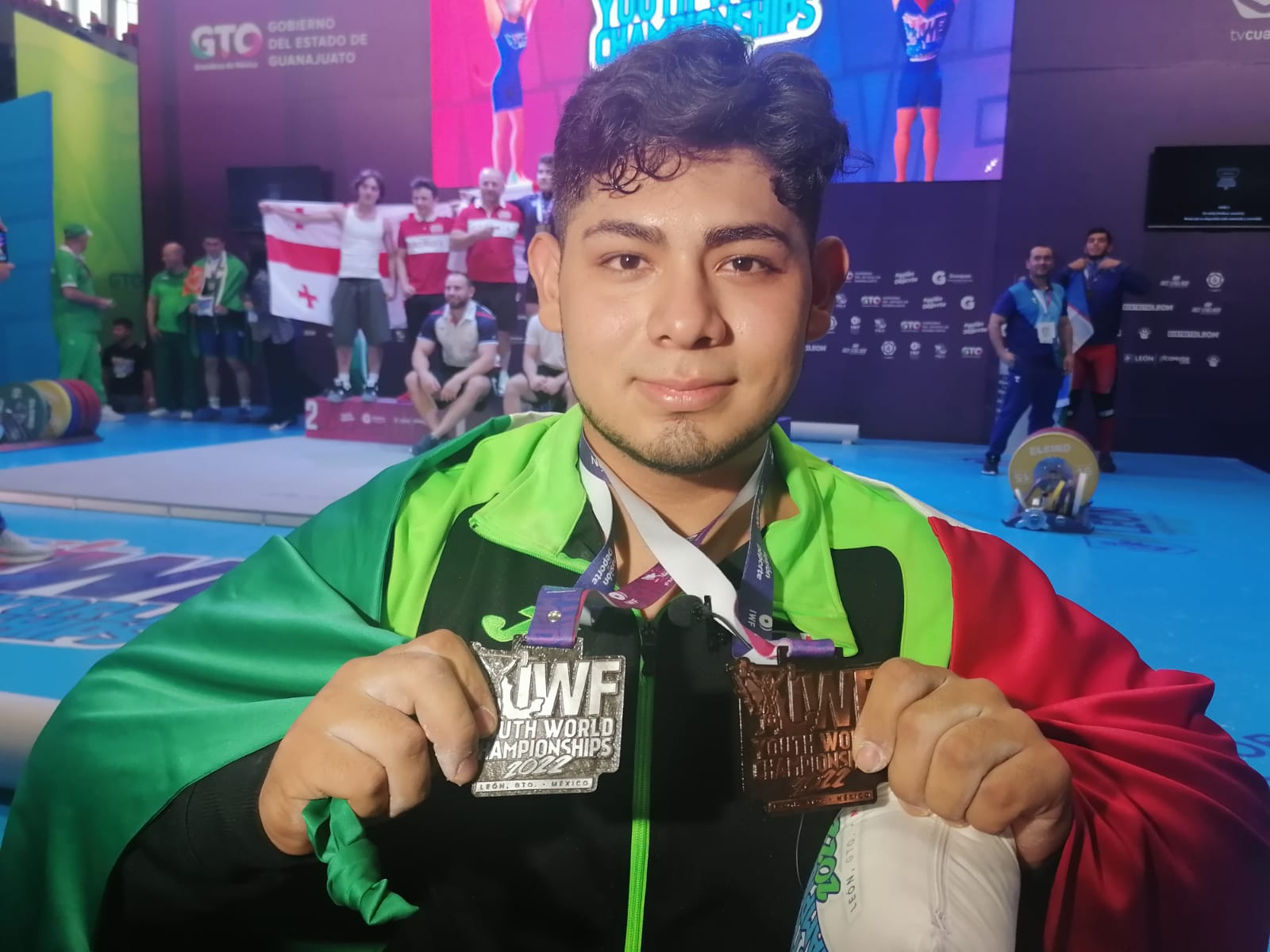 Pablo Medina consigue plata y bronce en el Mundial de Halterofilia Sub 17
