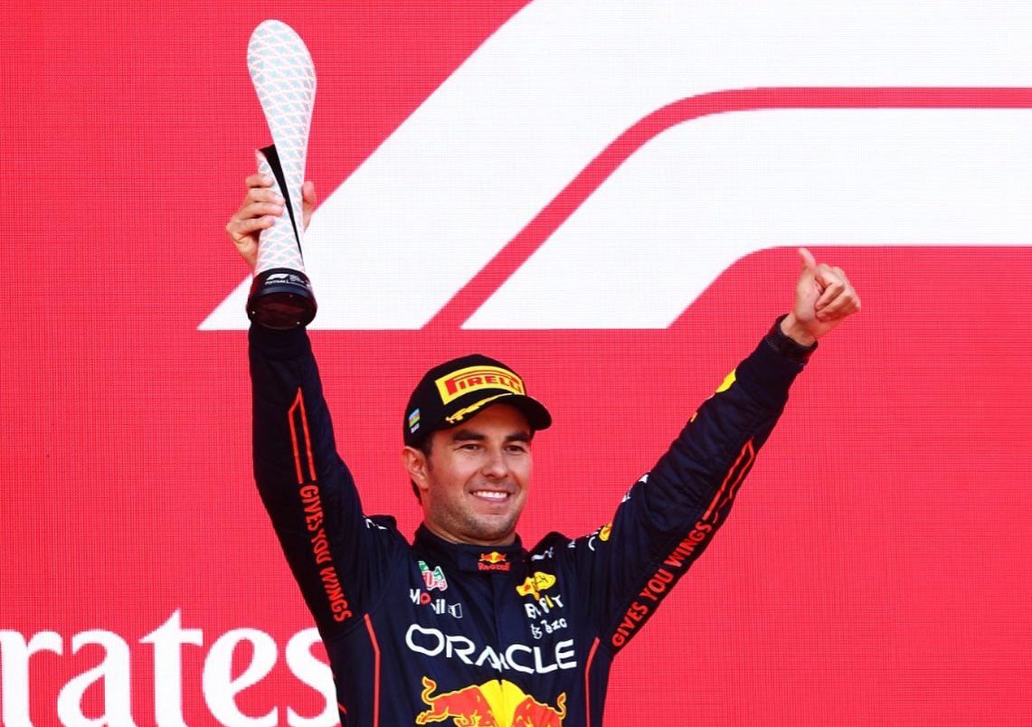 Sergio Pérez sube al podio en el GP de Azerbaiyán y hace el 1-2 con Max Verstappen
