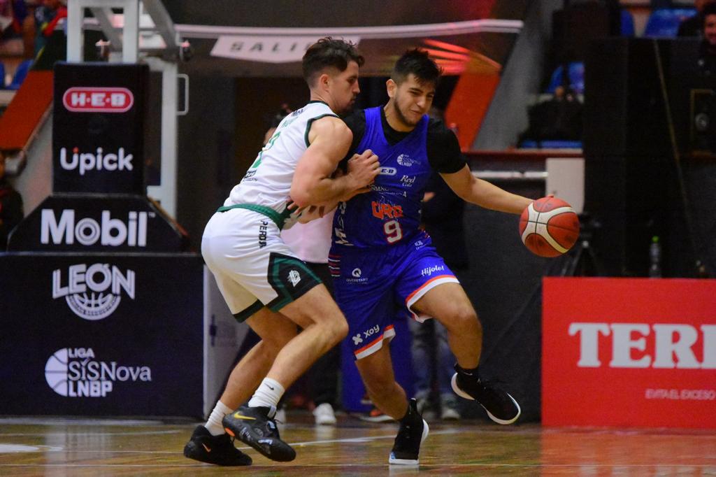 Abejas de León consigue imponente victoria ante Libertadores