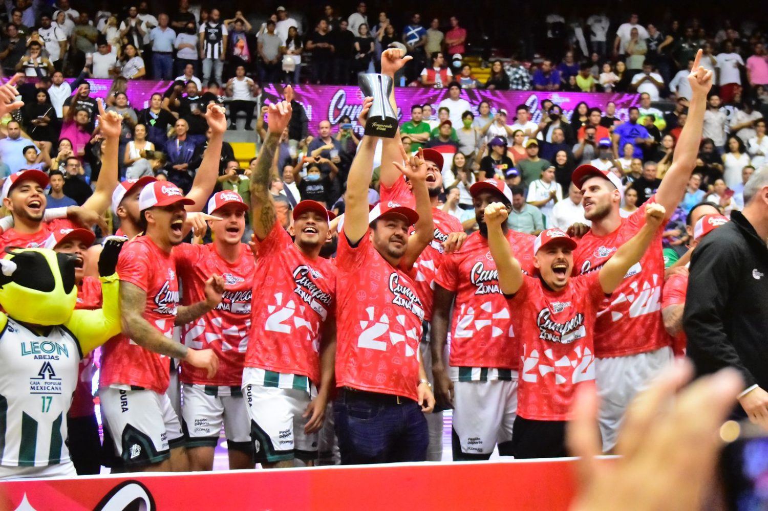 ¡Campeones de zona! Abejas de León vence a Dorados y va a la final de la LNBP