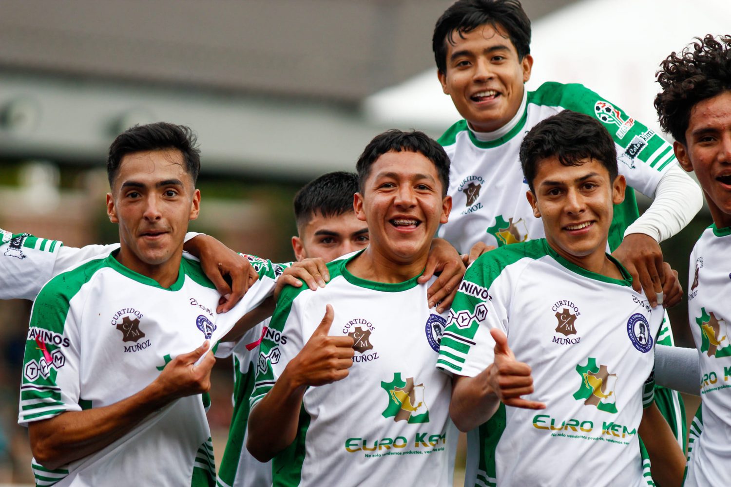 Cachorros de León se impone al Atlético ECCA y se afianza en la cima