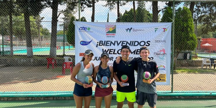Triunfan celayenses Schtulmann Gasca en Tenis J5