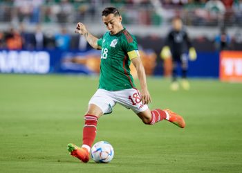 Andrés Guardado se convierte en el jugador con más partidos en selección mexicana