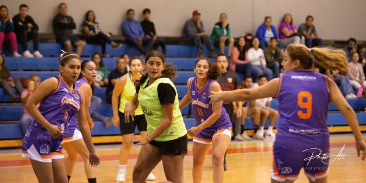 Las campeonas Brujas de San Francisco se estrenan con victoria en el Cibabaj Femenil 2022