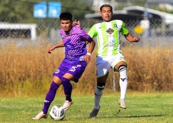 Atlético Leonés supera a Club Suré y se afianza entre los punteros