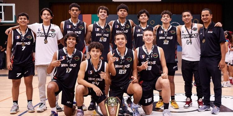 Universidad Santa Fe, campeones de basquetbol juvenil B en el Conadeip 2022