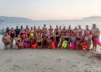 Destacan leoneses en el Maratón Internacional de Aguas Abiertas Acapulco 2022