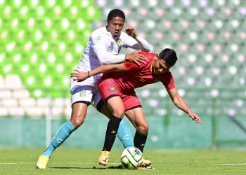 Cierra León su pretemporada invicto y con goleada a Leones Negros