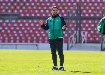 Se estrena Nicolás Larcamón con León con victoria sobre Querétaro en amistoso