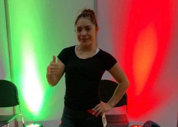 Se mete Yésica Hernández al top ten en Mundial de Halterofilia