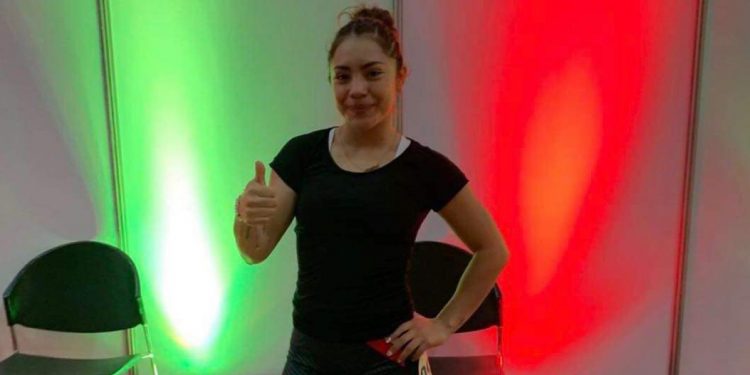 Se mete Yésica Hernández al top ten en Mundial de Halterofilia