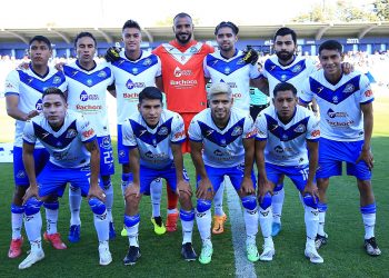 Celaya se mantiene en la cima con triunfo ante Leones Negros