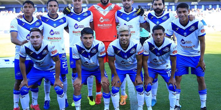 Celaya se mantiene en la cima con triunfo ante Leones Negros
