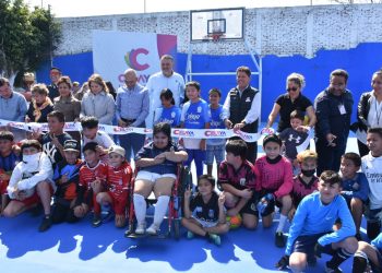 Rehabilitan cancha de usos múltiples en la colonia Las Insurgentes