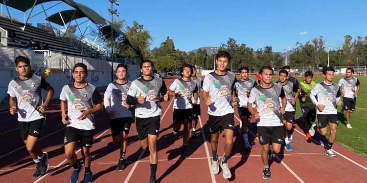 Renueva bríos Atlético Leonés con su talento de fuerzas básicas