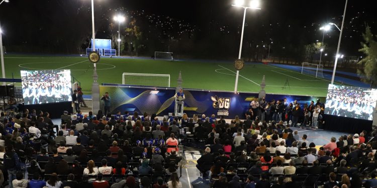 Aperturan el rehabilitado Campo Nieto Piña UG