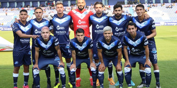 Los Toros de Celaya siguen en ascenso; vencen a Dorados y son líderes
