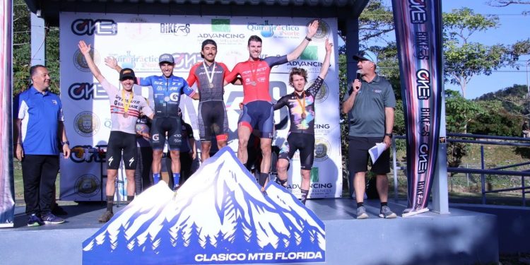 Gerardo Ulloa se corona en el Clásico de Florida UCI C1, en Puerto Rico