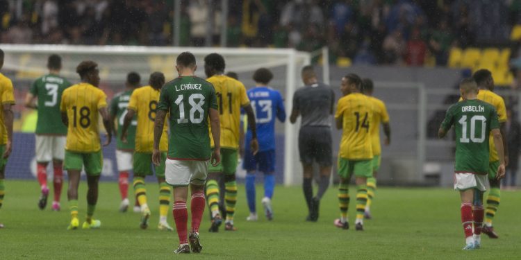 La selección mexicana no convence y no pasa del empate ante Jamaica