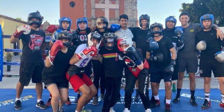 Se lucen Fieras en el Ring con los puños en entrenamiento en San Juan de Dios