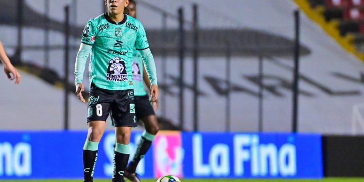 Iván Rodríguez es baja del León durante varias semanas por lesión