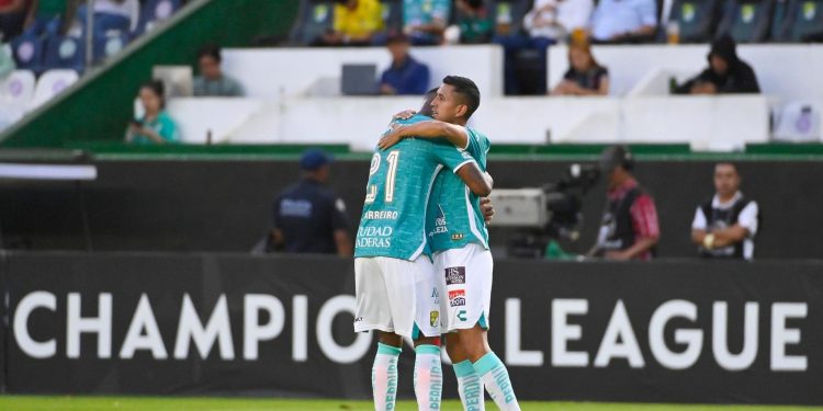 Sin despeinarse, León da cuenta del Tauro FC y avanza en Concacaf