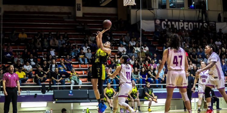 Pierde Mieleras de Guanajuato el invicto ante un fuerte cuadro de Teporacas