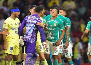 Vibrante empate entre América y León, con vergonzosa labor arbitral